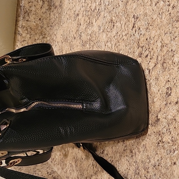 ***FINAL***MICHAEL KORS BLACK PEBBLE LEATHER PURSE - Picture 2 of 16